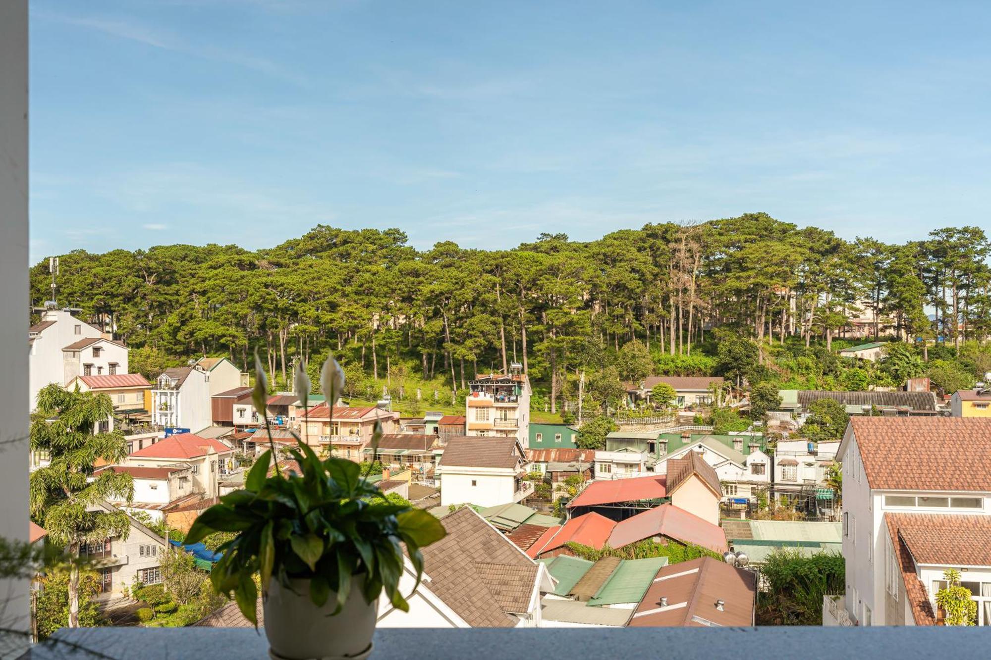 Minh Chien Hotel Da Lat Buitenkant foto